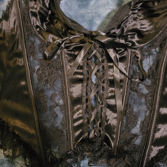 SEXY LITTLE THINGS lingerie (vintage) - Picture 11 of 14